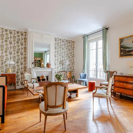 Apartment Veeve - Enduring Grace *