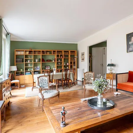 Apartment Veeve - Enduring Grace Paris